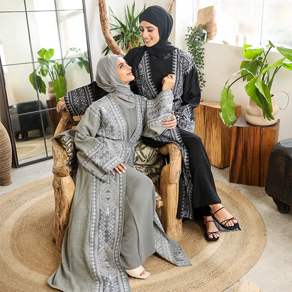 Zadina Abayas